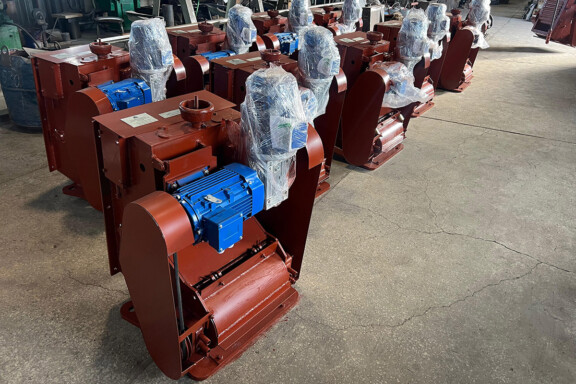 Питатель топлива ПТЛ-400МР (Мотор-редуктор) в наличии